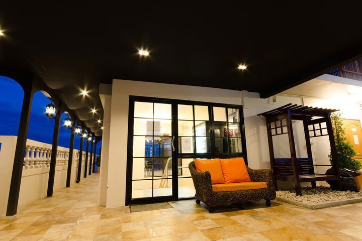 Фото Khaosan Palace Hotel