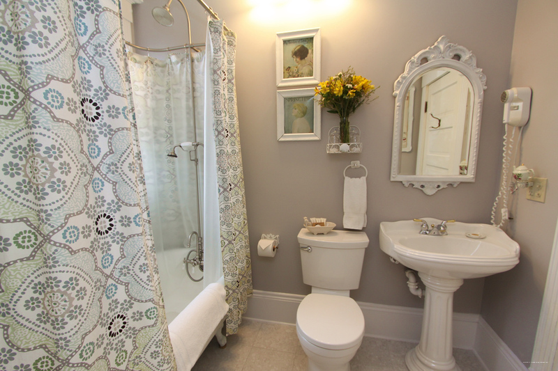 Фото Kelley & Young Wine Garden Inn