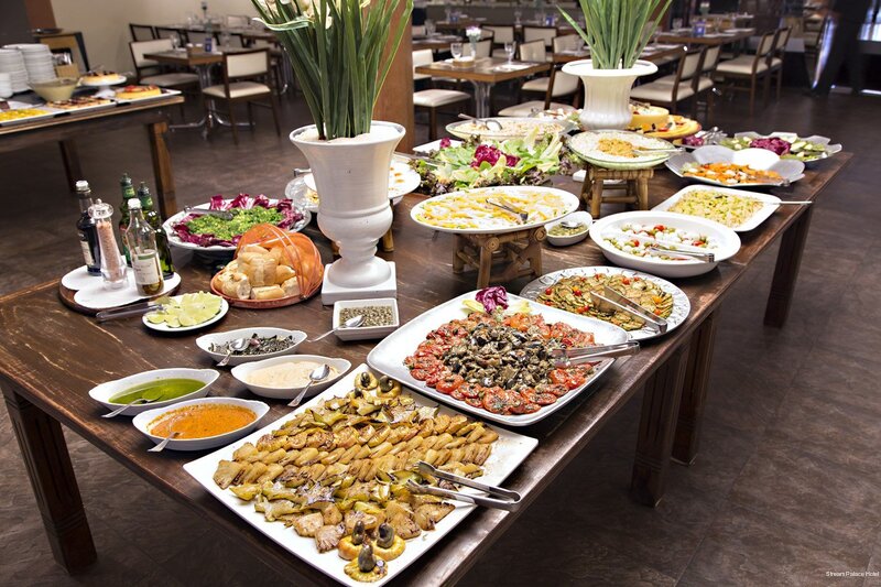 Фото Black Stream Hotel