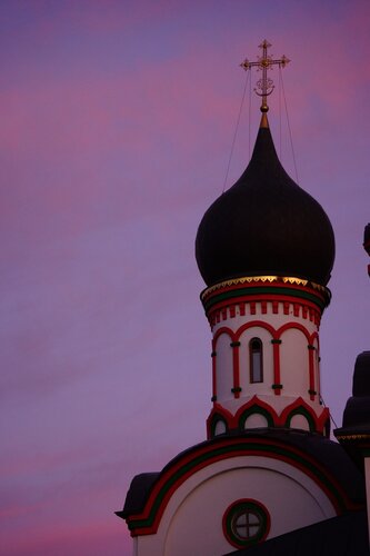 Православный храм Церковь Троицы Живоначальной в Старых Черёмушках, Москва, фото