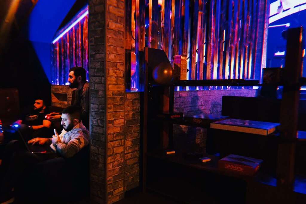 Hookah lounge SharpSmoke, Lubercy, photo