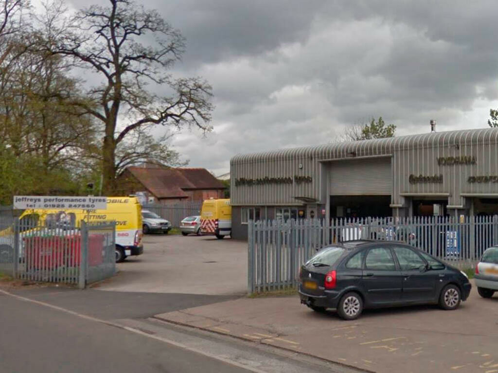 Vehicle assessment Jeffreys Hpt - Team Protyre, England, photo