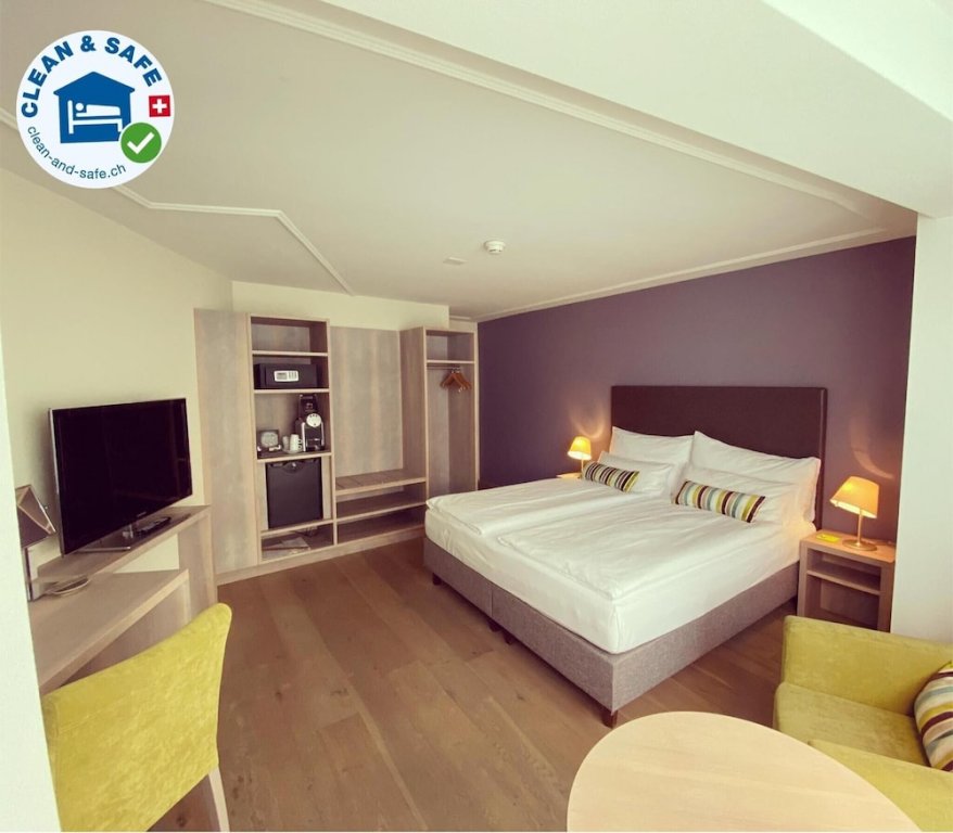 Фото Hotel Platzhirsch