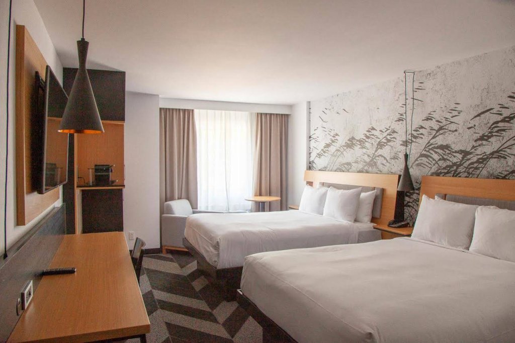Фото DoubleTree by Hilton Quebec Resort