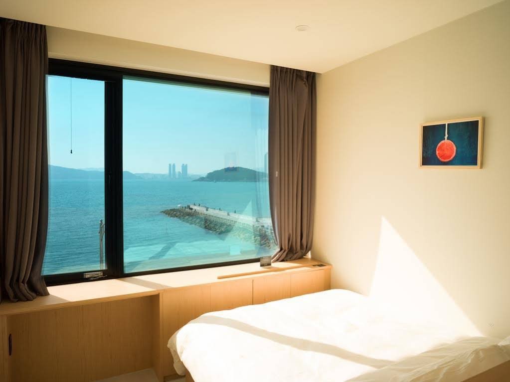 Фото Mipo Oceanside Hotel