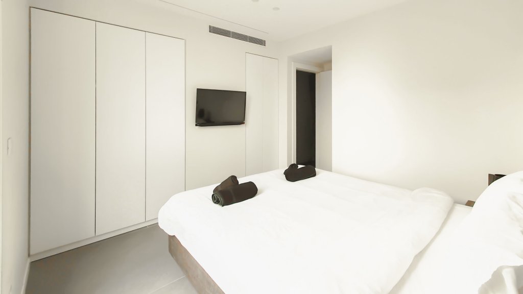 Фото Апартаменты Design 3 Bdr Huge Rooftop Beach Side Tl57