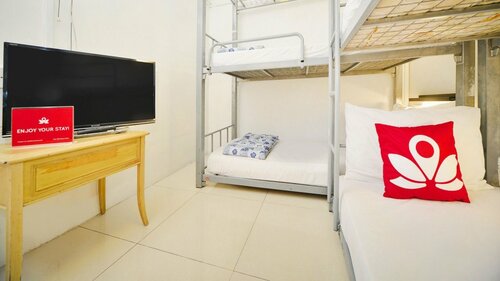 Гостиница Zen Hostel Kallang в Сингапуре