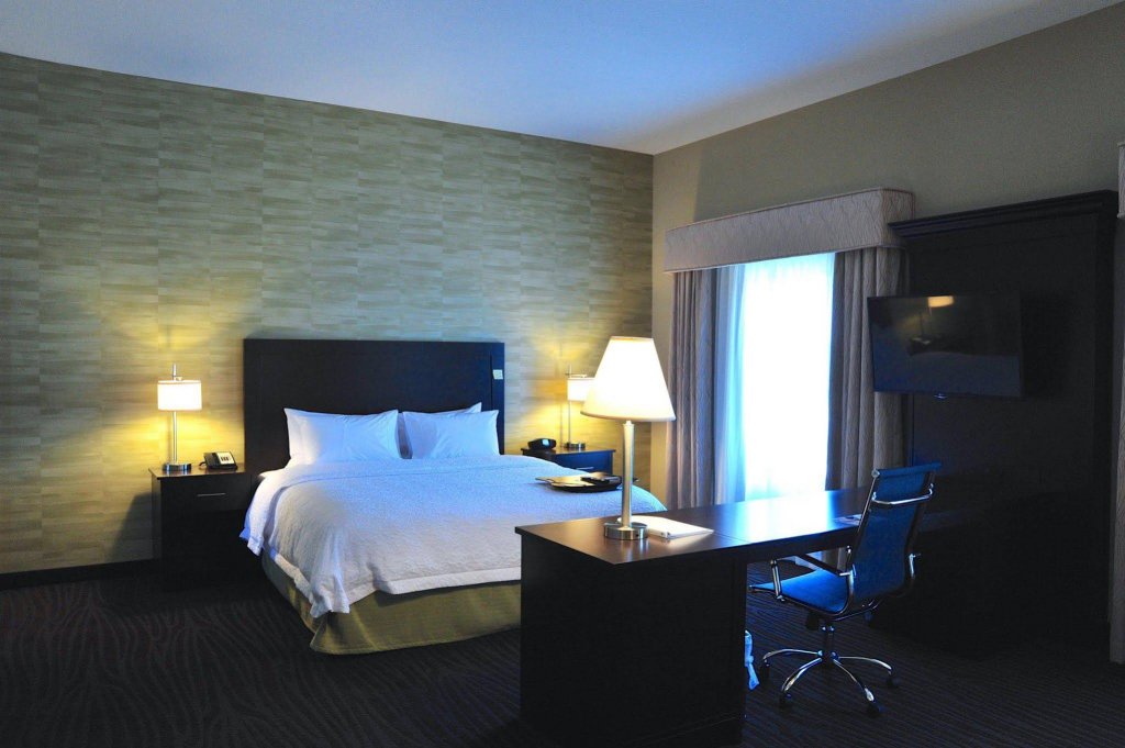 Фото Hampton Inn & Suites Robbinsville, Nj