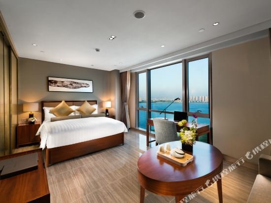 Фото Oakwood Hotel & Residence Suzhou