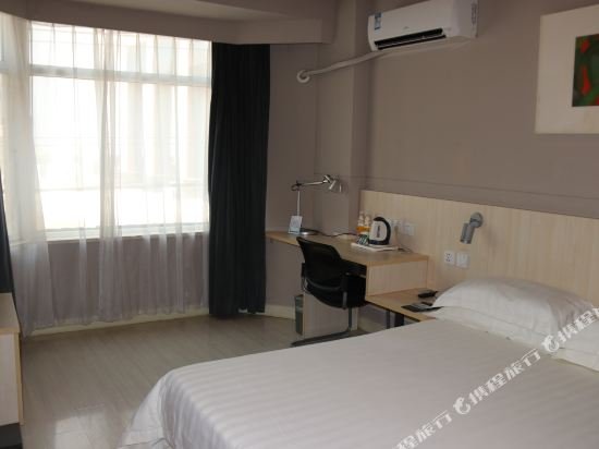 Фото Jinjiang Inn Wuhan Qushuilou