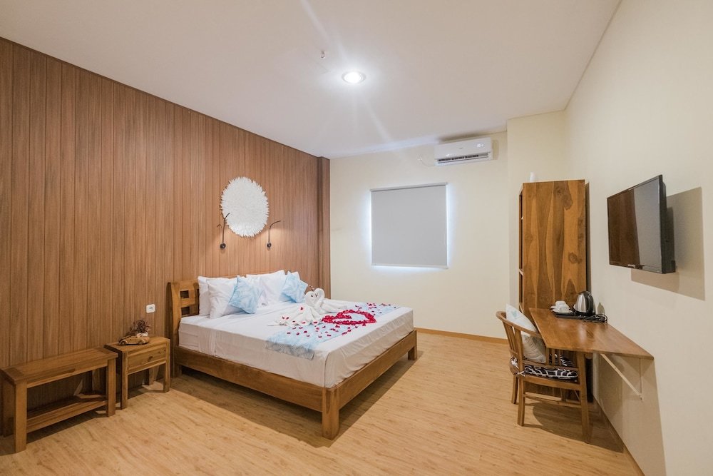 Фото Caroline Hostel