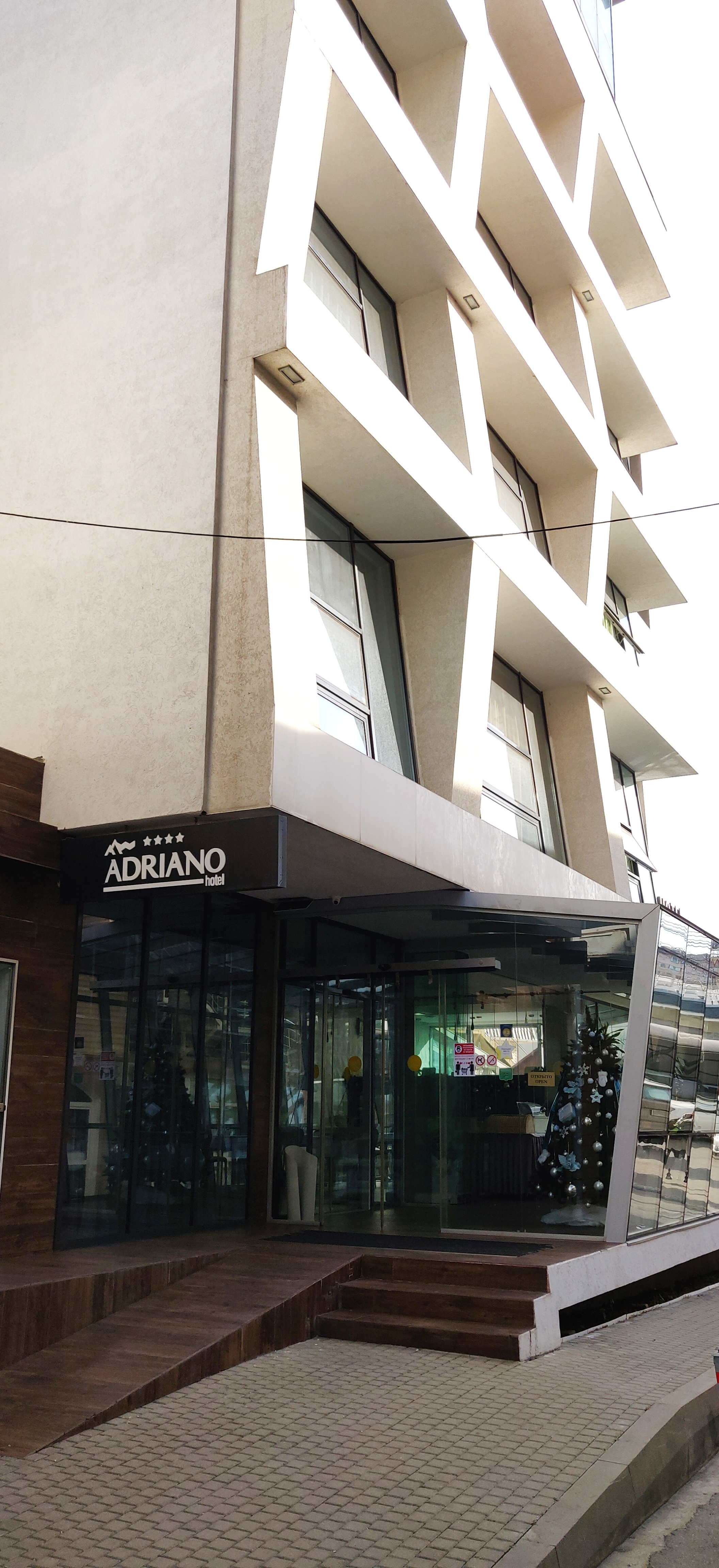 Фото Адриано