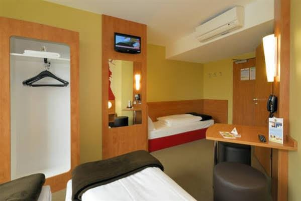 Фото B&b Hotel Düsseldorf-Airport