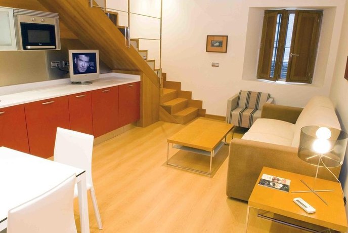 Фото Apartamentos Maria Luisa