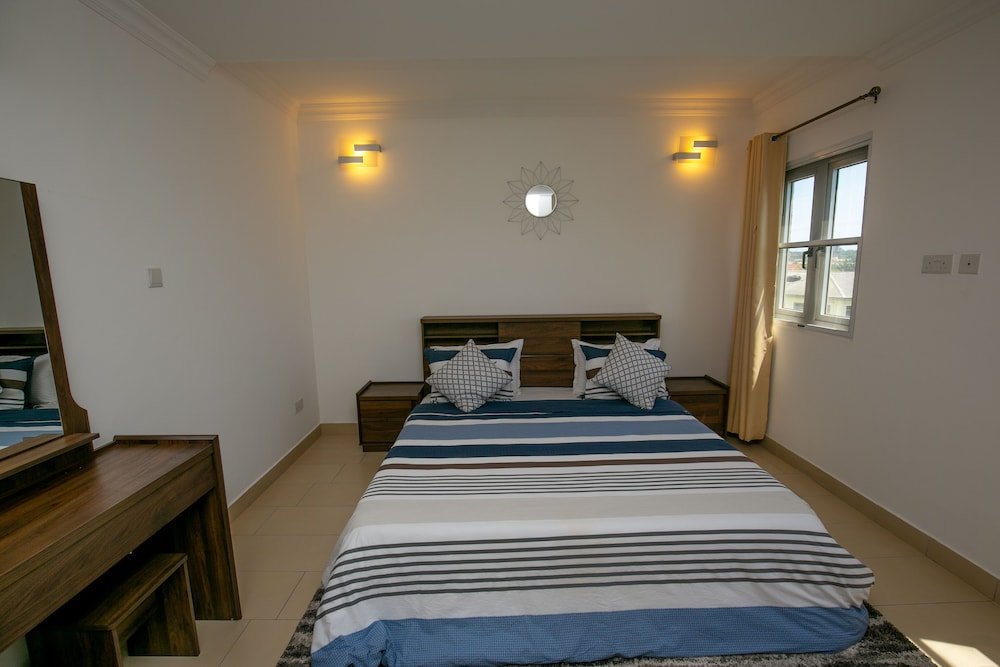 Фото The Avery Apartments