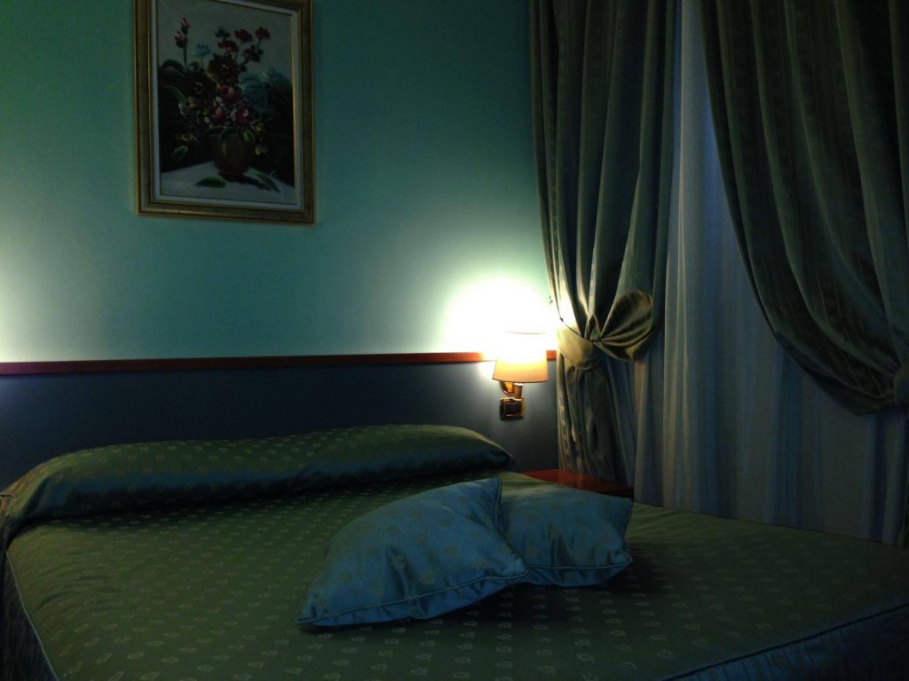 Фото Hotel Fenicia