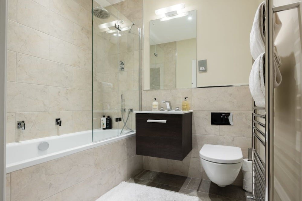 Фото The Oxford Street Studio - Modern 1bdr Apartment close to Paddington