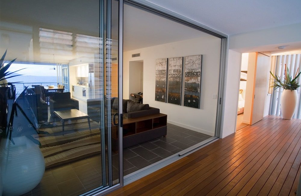 Фото 1 Bright Point Apartment 5101