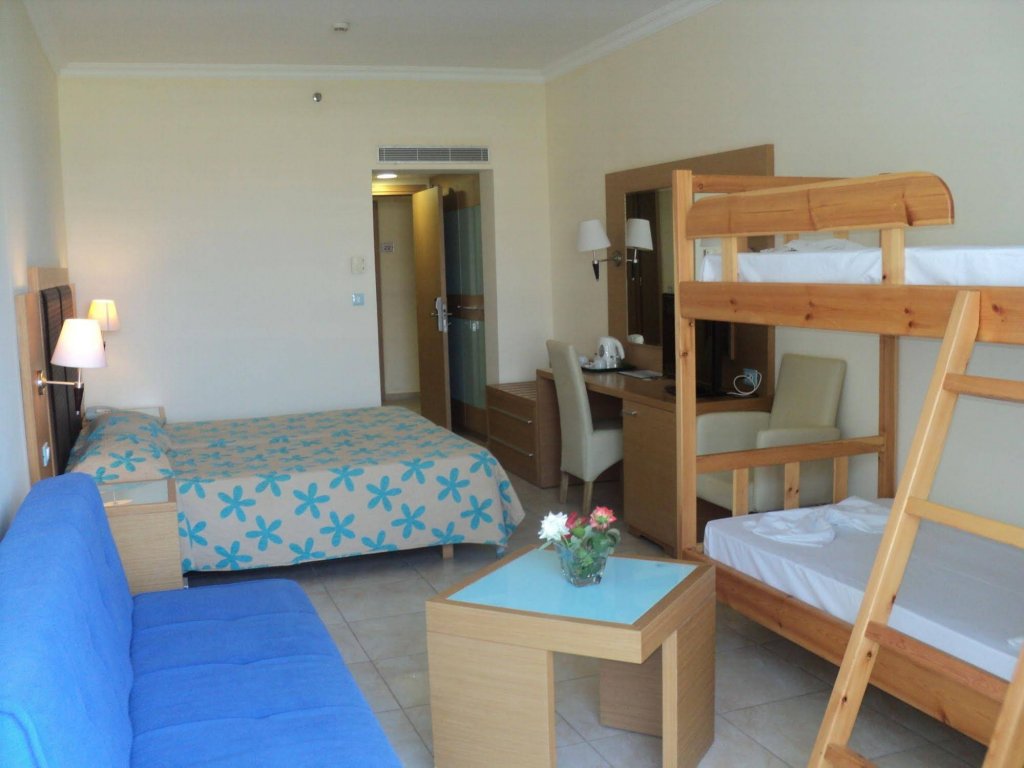 Фото Sol Cosmopolitan Rhodes - All inclusive