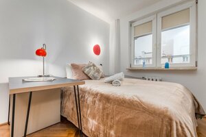 Apartment Plac Dabrowskiego by Renters
