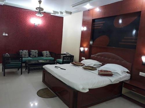 Фото Oyo 29689 Hotel Pramod