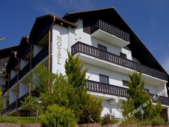 Фото Garni Hotel & Ferienwohnungen Seeschlößchen