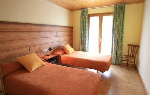 Гостиница Apartamentos Rurales Les Barnedes