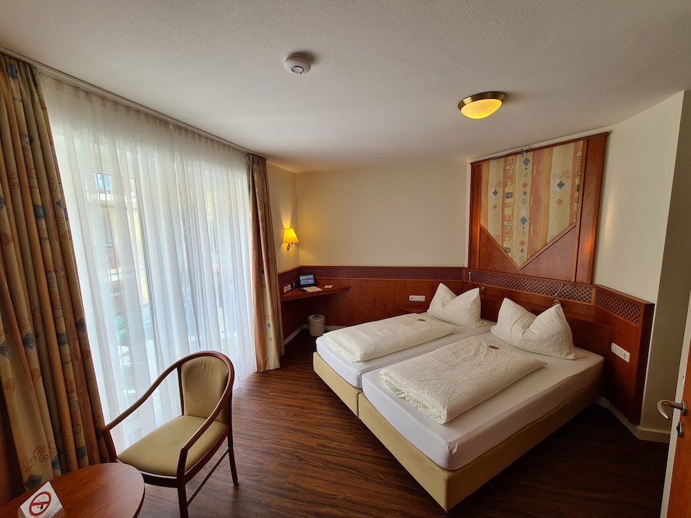 Фото Hotel Am Klostergarten