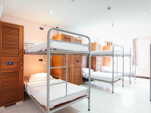 Хостел Hostel 8 Sukhumvit Nana Bangkok
