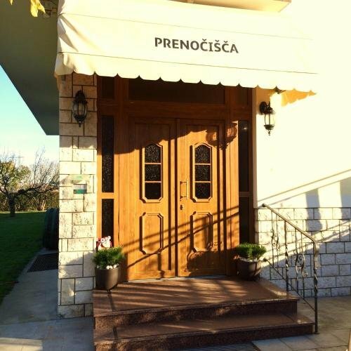 Гостиница Guest House Stara Lipa Tasner в Мариборе