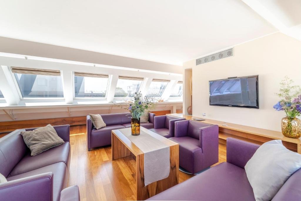 Фото Pakat Suites Hotel