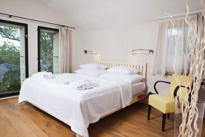 Фото Bellevue Hotel Karlov