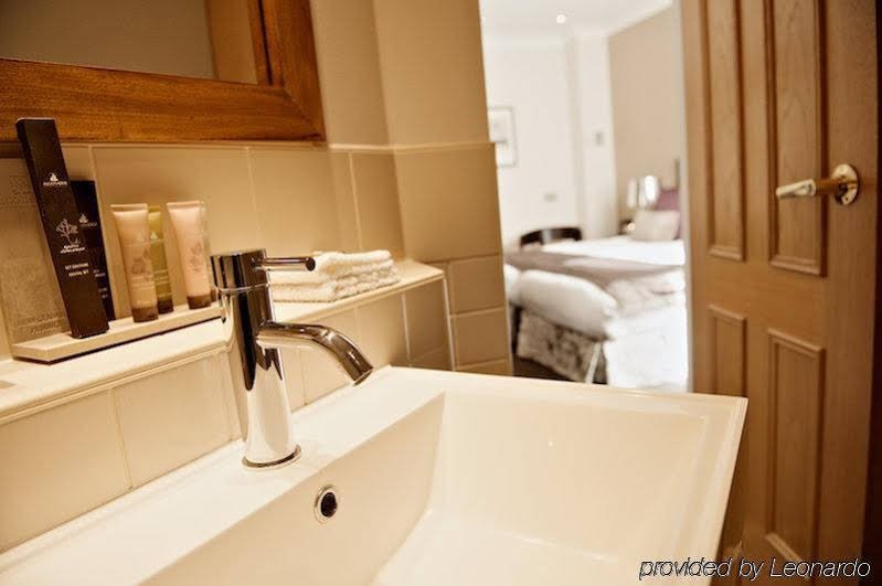 Фото The Sanctuary House Hotel