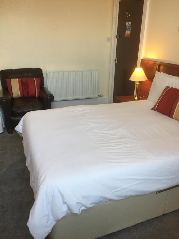 Фото Bowden Lodge Hotel