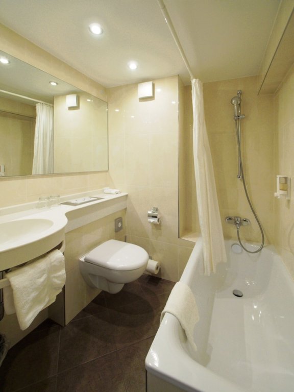 Фото Hotel Kraft München