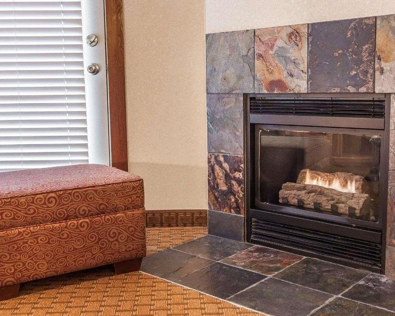 Фото Kathryn Riverfront Inn, Ascend Hotel Collection