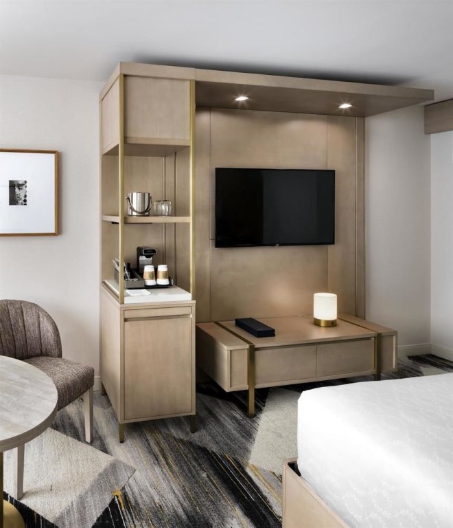 Фото Sheraton Gateway Hotel In Toronto International Airport