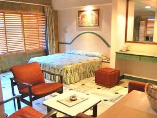 Фото Hotel Airlink