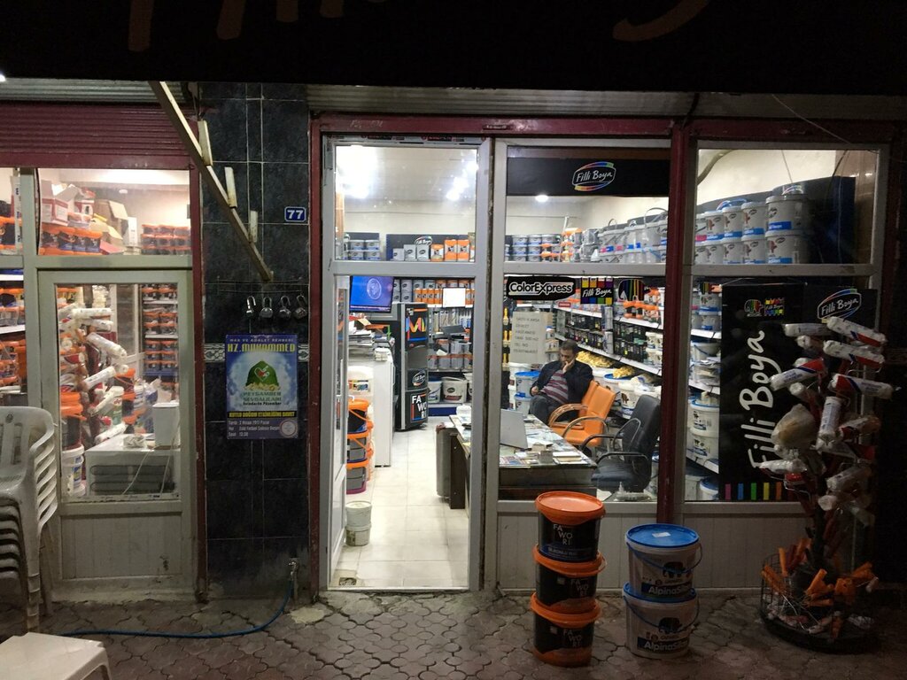 Paintwork materials Efm Construction Design, Besiri, photo