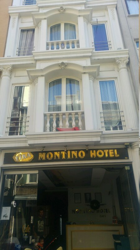 Гостиница Montino Hotel в Бакыркёй