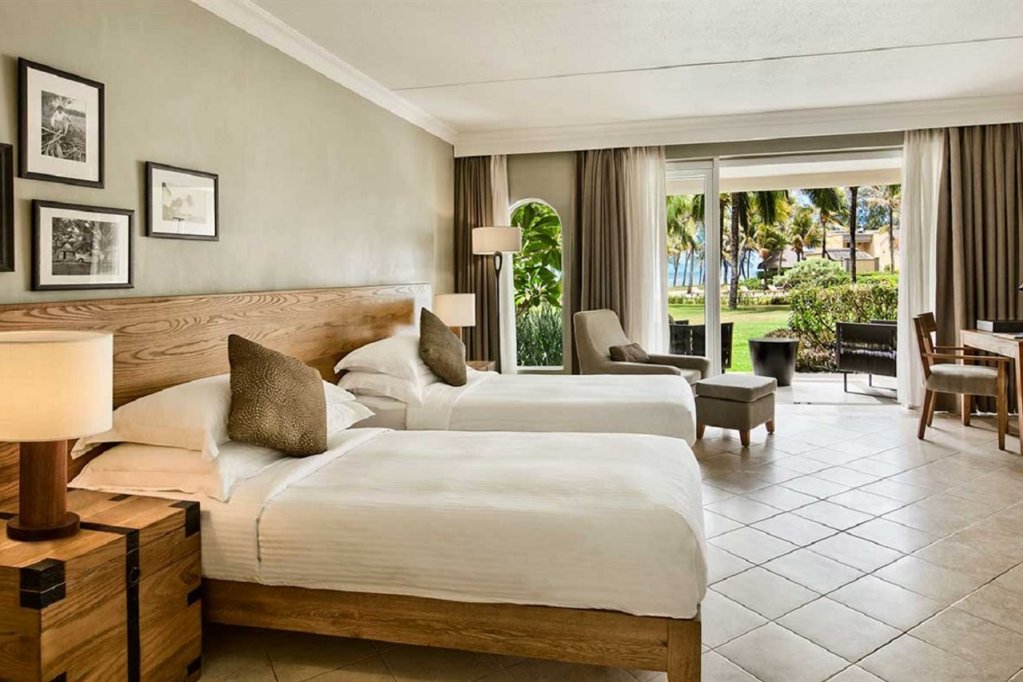 Фото Outrigger Mauritius Beach Resort