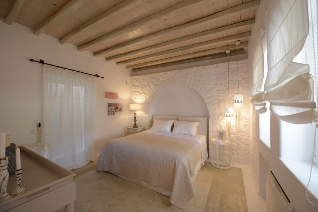 Фото Villa Alessandra - Near Ornos Beach