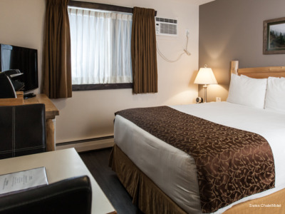 Фото Swiss Chalet Motel