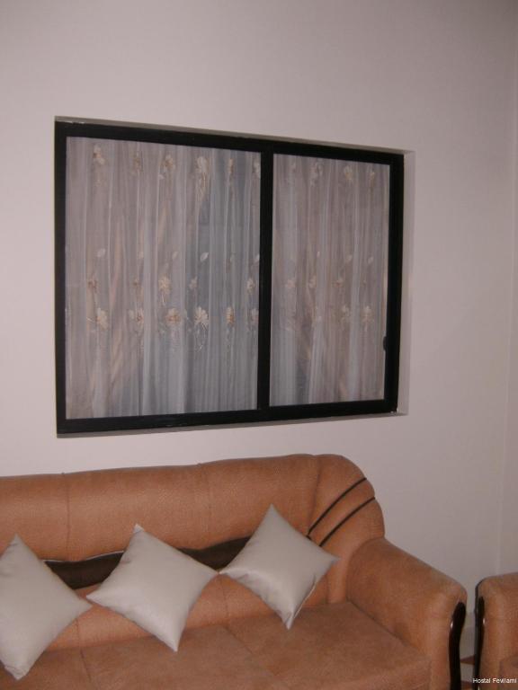 Фото Hostal Fevilamir