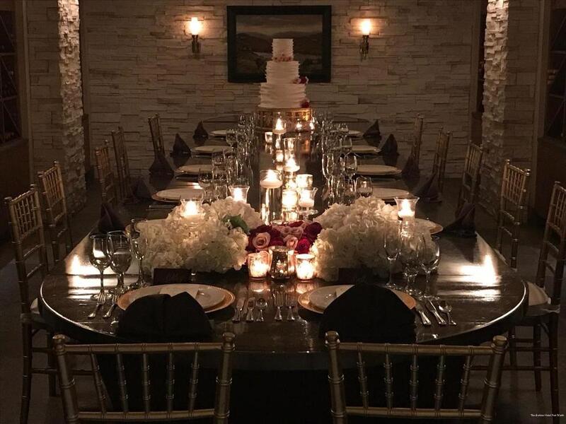 Фото The Ashton Hotel