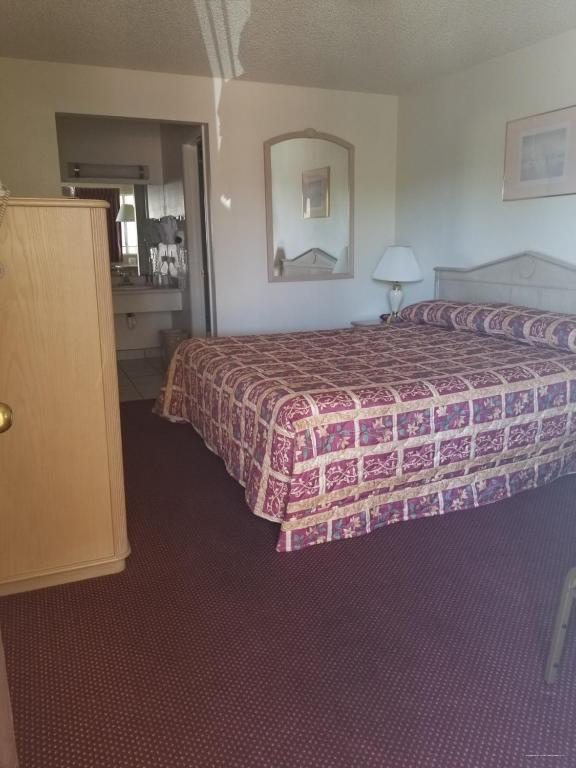 Фото Bridgewater Motel