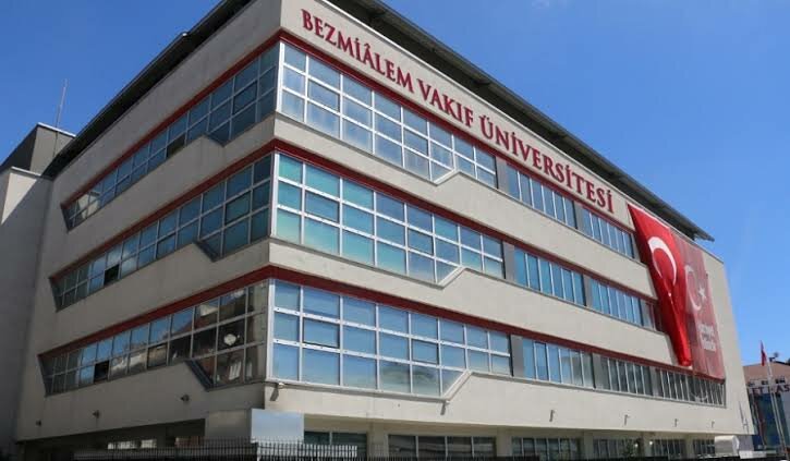 University Bezmialem Vakif University, Istanbul, photo