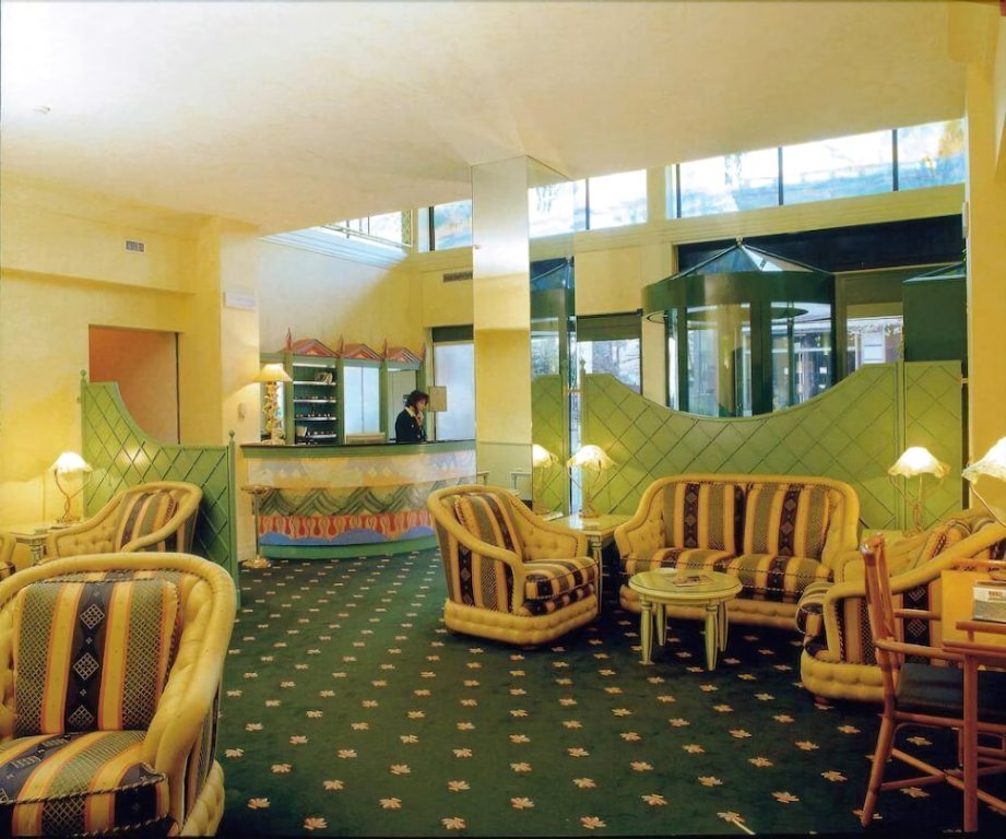 Фото Crystal Hotel Varese