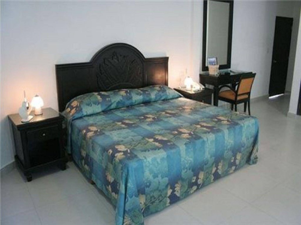 Фото отеля 3