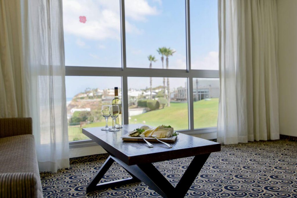 Фото Sharon Hotel Herzliya